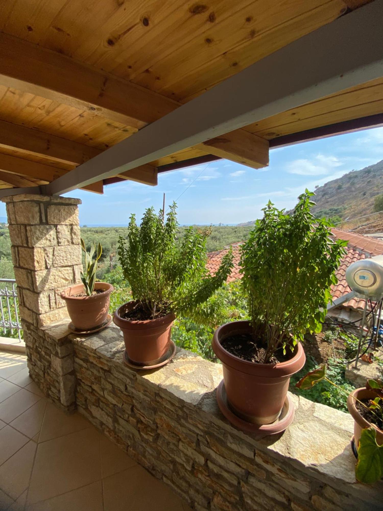 Farmhouse Qëparo Exteriér fotografie